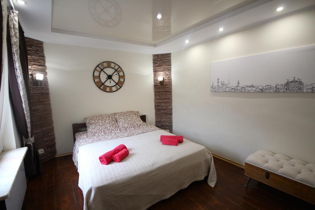 Romantic In Lviv 500M From Opera Экстерьер фото
