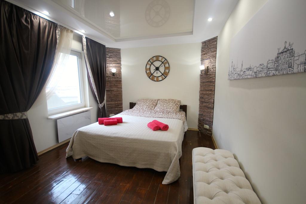 Romantic In Lviv 500M From Opera Экстерьер фото